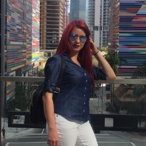 Meet your Posher, Dunia